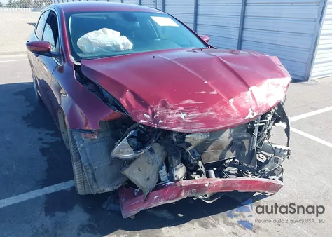 2015 Chrysler 200 Limited z USA, uszkodzony, nr VIN 1C3CCCAB2FN709289